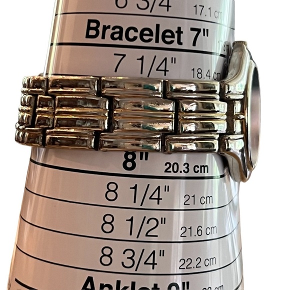 Vintage Movado Unisex  Watch Swiss Quartz Working - Picture 10 of 10